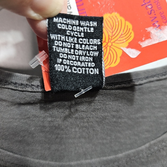 NWT Sabaku Wearable Art Gray Bird Fetish Necklace Print Shirt Sz Small USA Made. - Picture 6 of 10